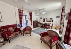 Semi Detached Villa For Sale in Universal