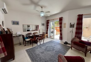 Semi Detached Villa For Sale in Universal