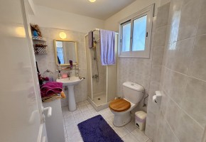 Semi Detached Villa For Sale in Universal