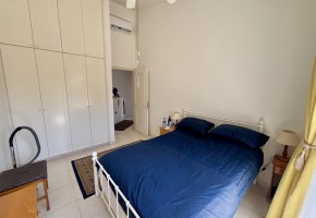 Semi Detached Villa For Sale in Universal