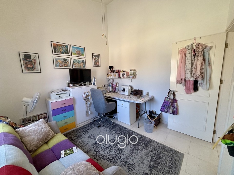 Semi Detached Villa For Sale in Universal