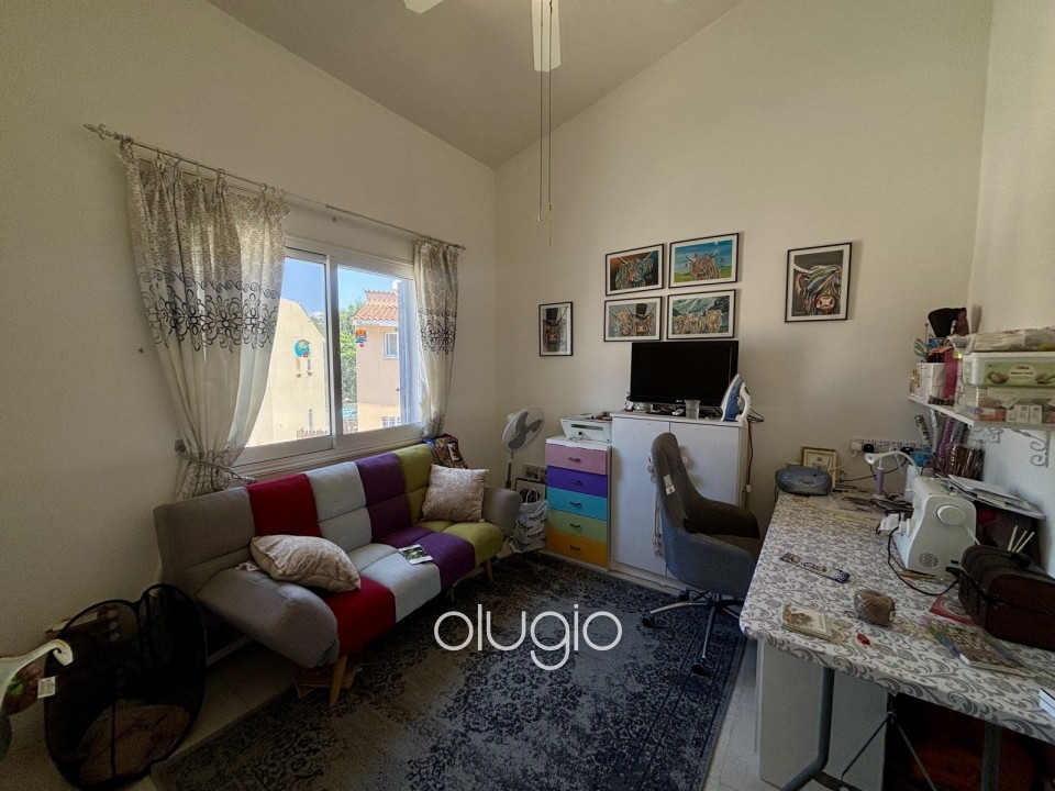 Semi Detached Villa For Sale in Universal