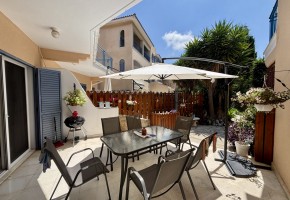 Semi Detached Villa For Sale in Universal