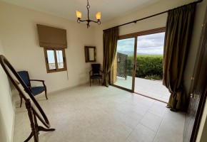 Detached Villa For Sale in Peyia