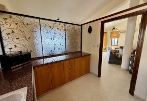Detached Villa For Sale in Peyia