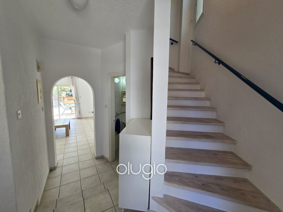 Semi Detached Villa For Sale in Universal