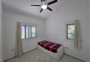 Semi Detached Villa For Sale in Universal