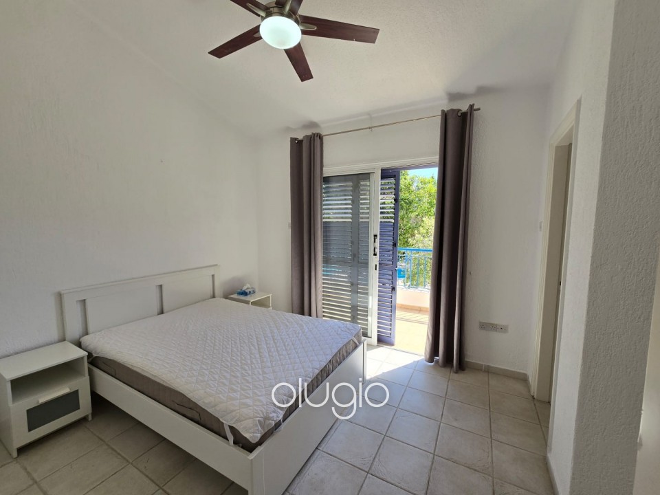 Semi Detached Villa For Sale in Universal