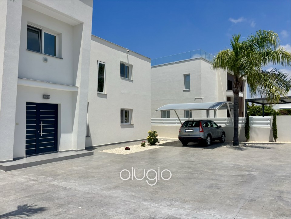 Detached Villa For Sale  in  Sea Caves - St.George