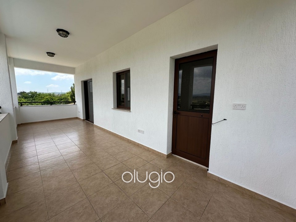 Detached Villa For Rent in Stroumpi