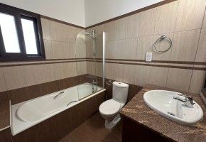 Detached Villa For Rent in Stroumpi