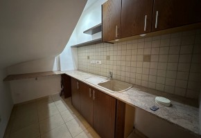 Detached Villa For Rent in Stroumpi
