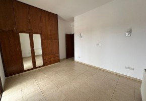 Detached Villa For Rent in Stroumpi