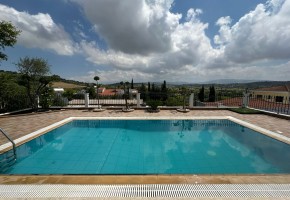 Detached Villa For Rent in Stroumpi