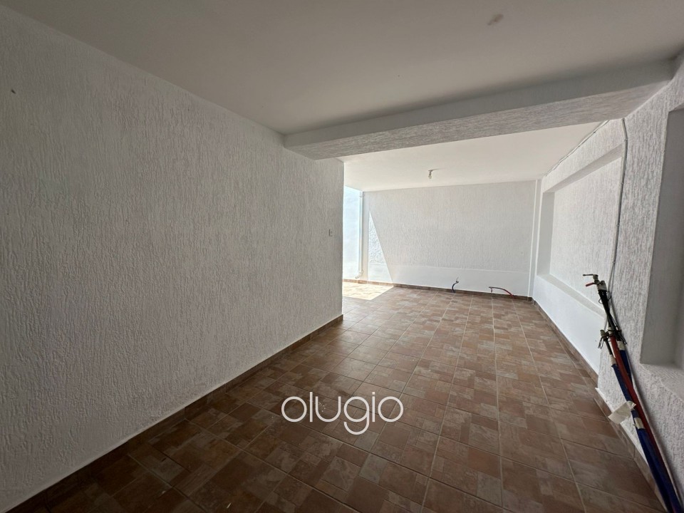 Detached Villa For Rent in Stroumpi