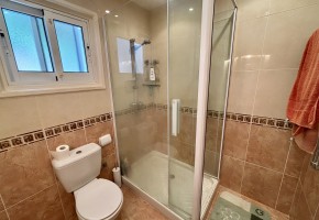 Detached Villa For Sale in Kamares - Tala