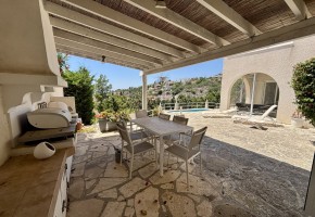 Detached Villa For Sale in Kamares - Tala