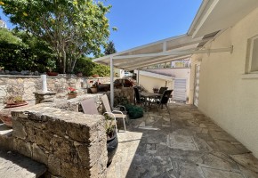 Detached Villa For Sale in Kamares - Tala