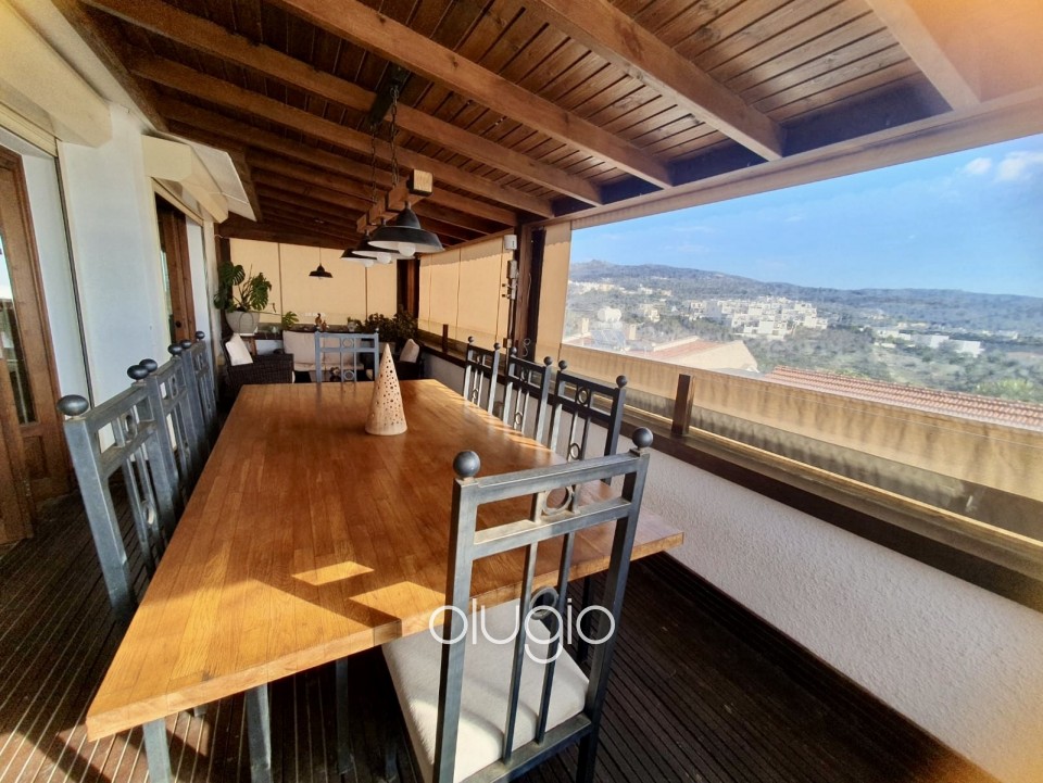 Detached Villa For Sale in Peyia