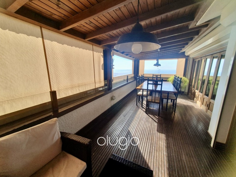 Detached Villa For Sale in Peyia
