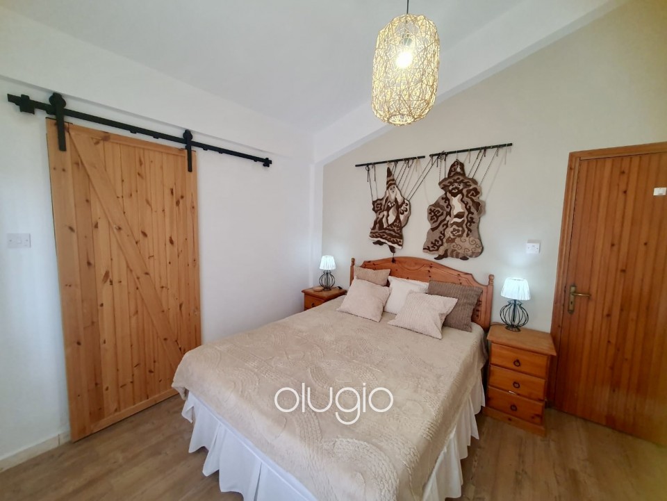 Detached Villa For Sale in Peyia