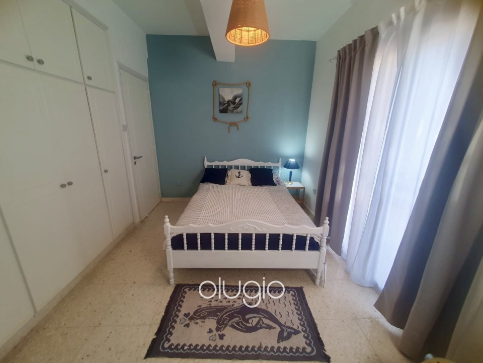 Detached Villa For Sale in Peyia