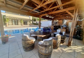 Detached Villa For Sale in Peyia