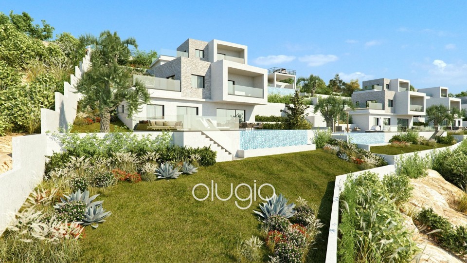 Detached Villa For Sale in Tsada