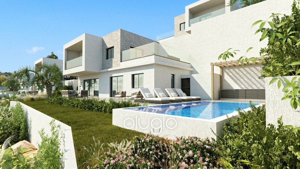 Detached Villa For Sale in Tsada
