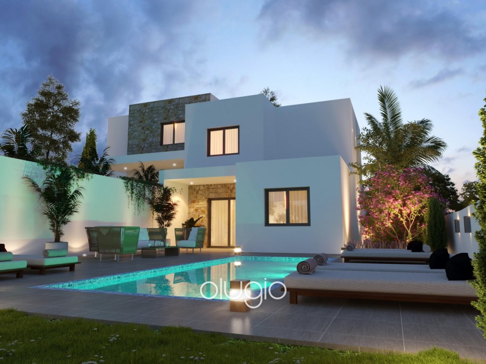 Detached Villa For Sale in Peyia