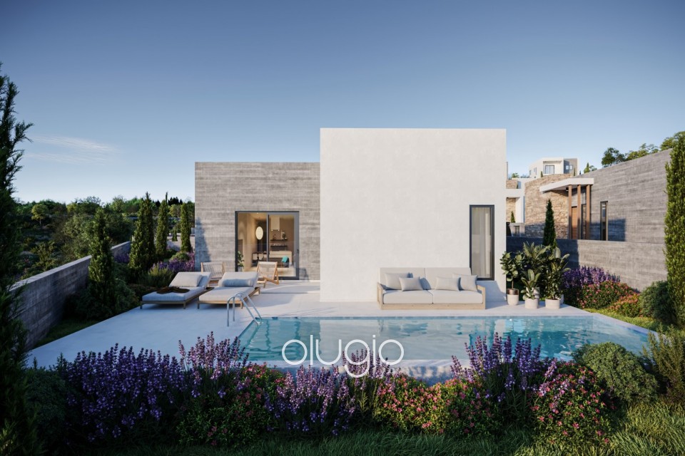 Detached Villa For Sale in Peyia