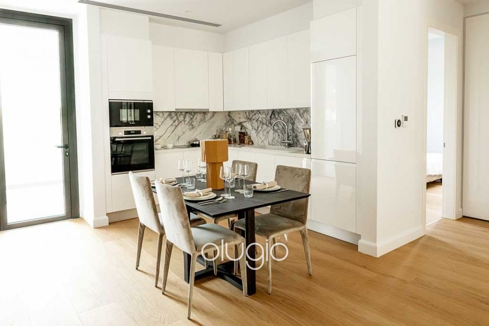 Apartment For Sale in Tombs of the Kings
