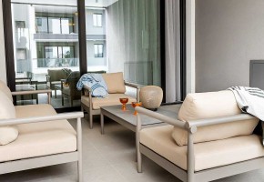 Apartment For Sale in Tombs of the Kings