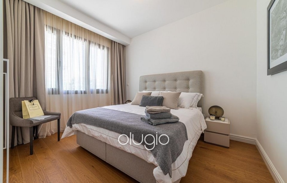 Apartment For Sale in Tombs of the Kings