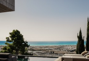 Detached Villa For Sale in Chloraka