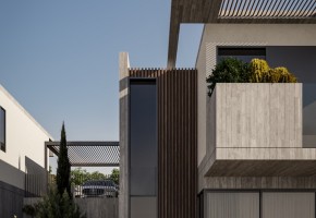 Detached Villa For Sale in Chloraka