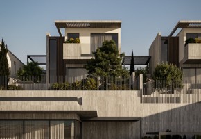 Detached Villa For Sale in Chloraka