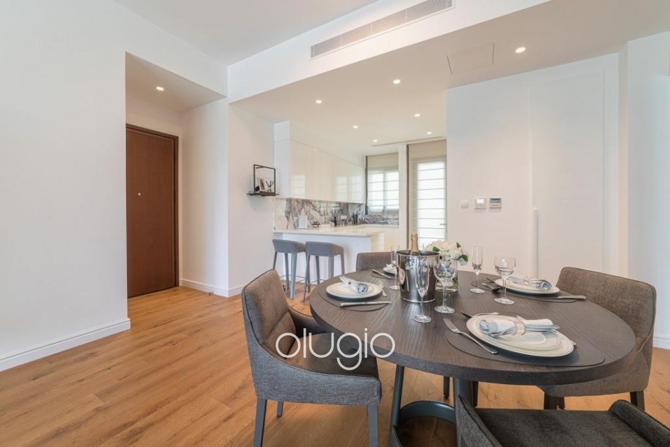 Apartment For Sale in Tombs of the Kings