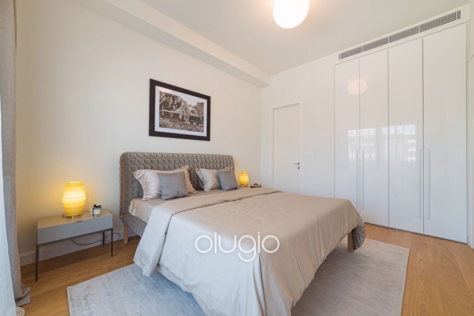 Apartment For Sale in Tombs of the Kings