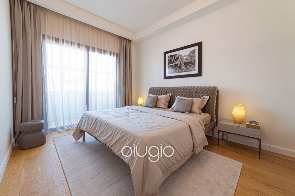 Apartment For Sale in Tombs of the Kings