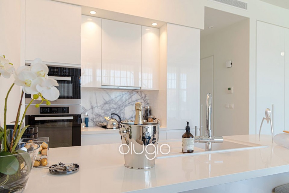 Apartment For Sale in Tombs of the Kings
