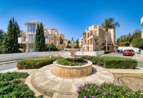 Apartment For Sale in Universal