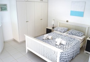 Apartment For Sale in Universal