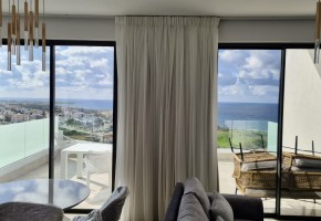 Detached Villa For Sale in Chloraka