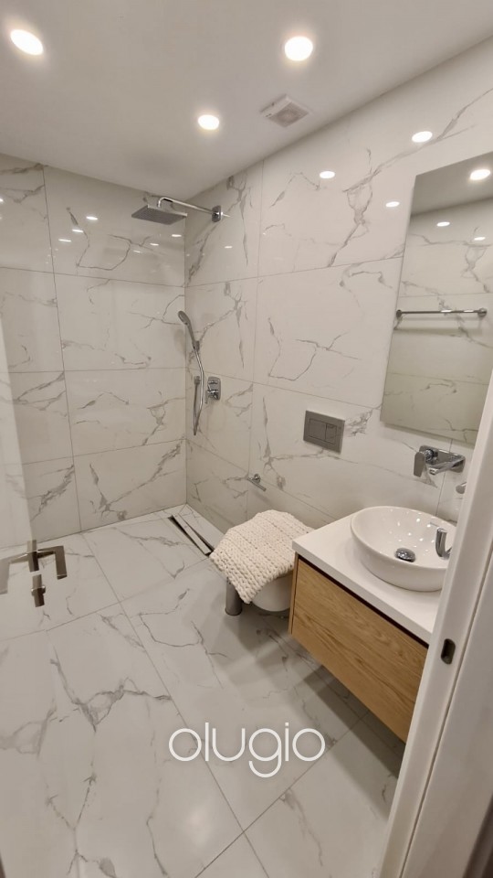 Detached Villa For Sale in Chloraka