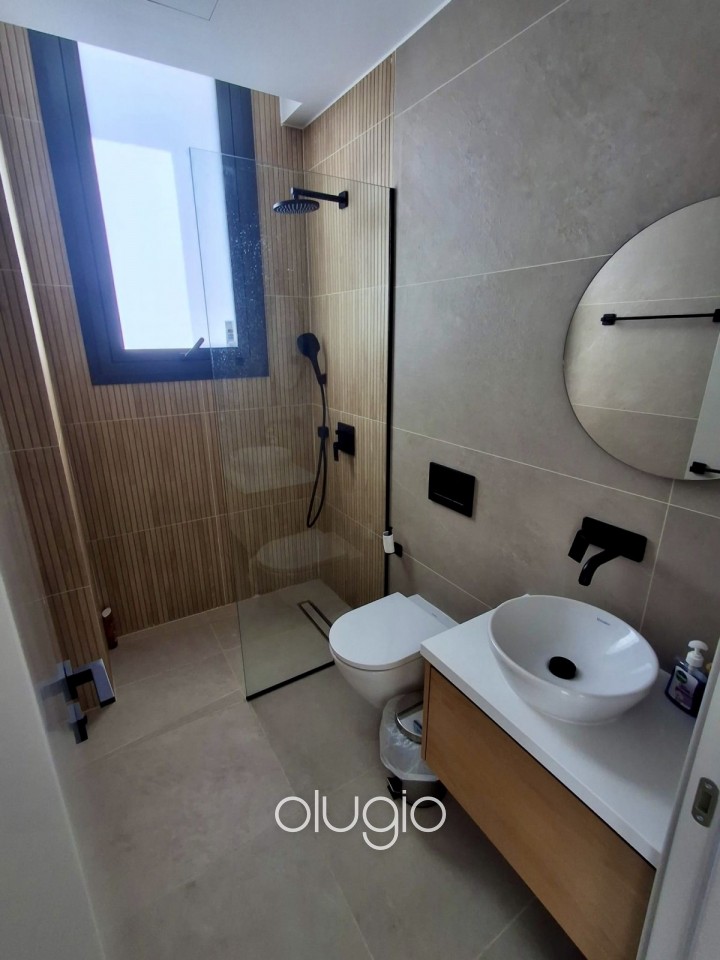 Detached Villa For Sale in Chloraka