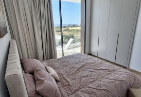 Detached Villa For Sale in Chloraka