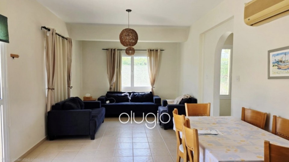 Detached Villa For Sale in Yeroskipou