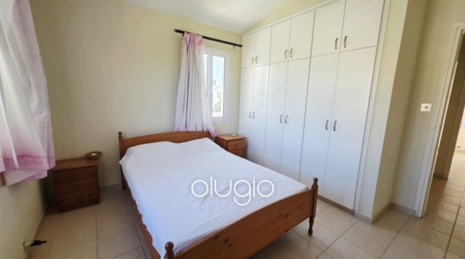 Detached Villa For Sale in Yeroskipou