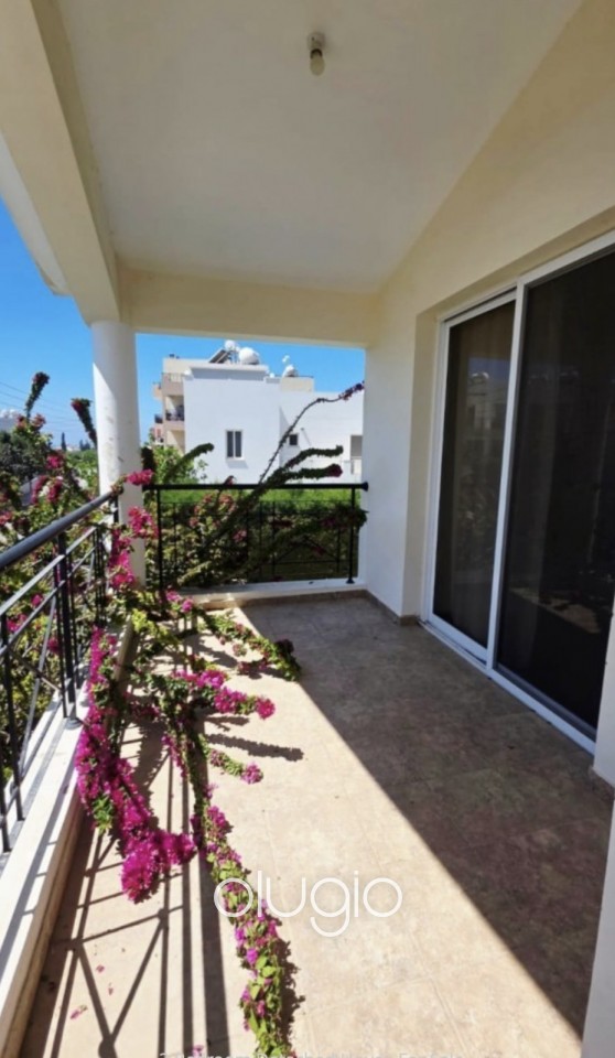 Detached Villa For Sale in Yeroskipou